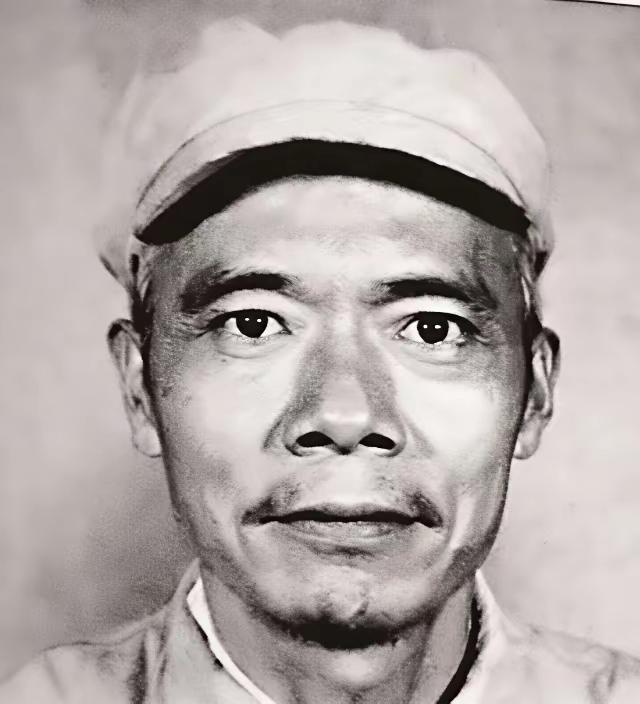 1937年，上海法租界。34岁的顶级特工涂作潮，化名蒋林根，跟组织提了个挠头的要