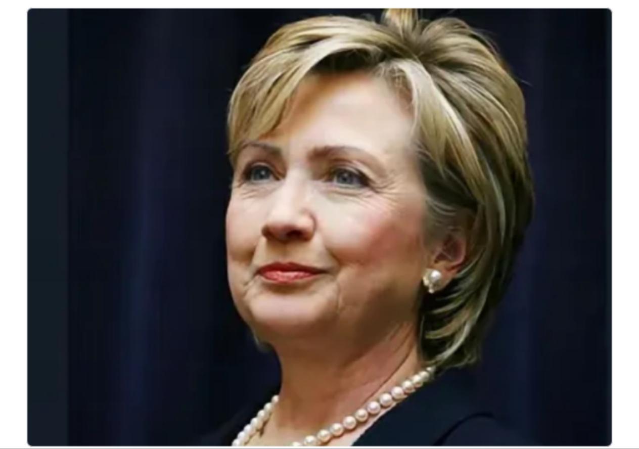 硬抗传票惹众怒！希拉里被启动逮捕流程，27次同乘旧账难清美国前国务卿希拉里·