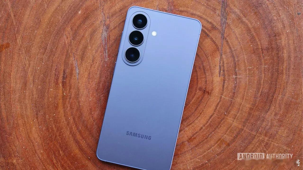 GalaxyS27系列充电速度或原地踏步，三星真沉得住气三星GalaxyS27又传新消息，但这次可能
