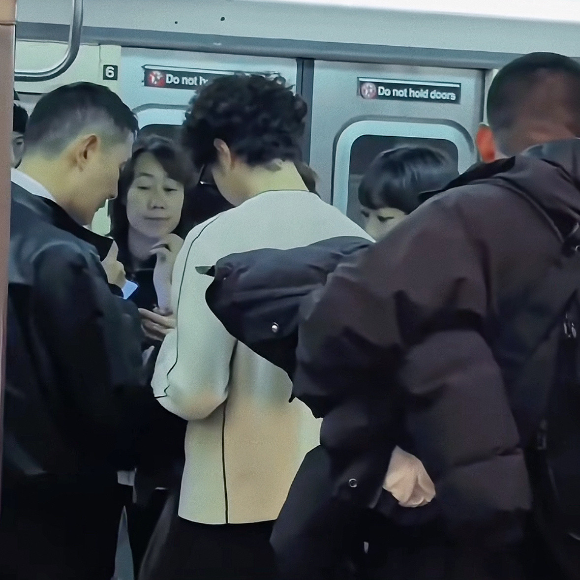 长成这样啥意思王一博