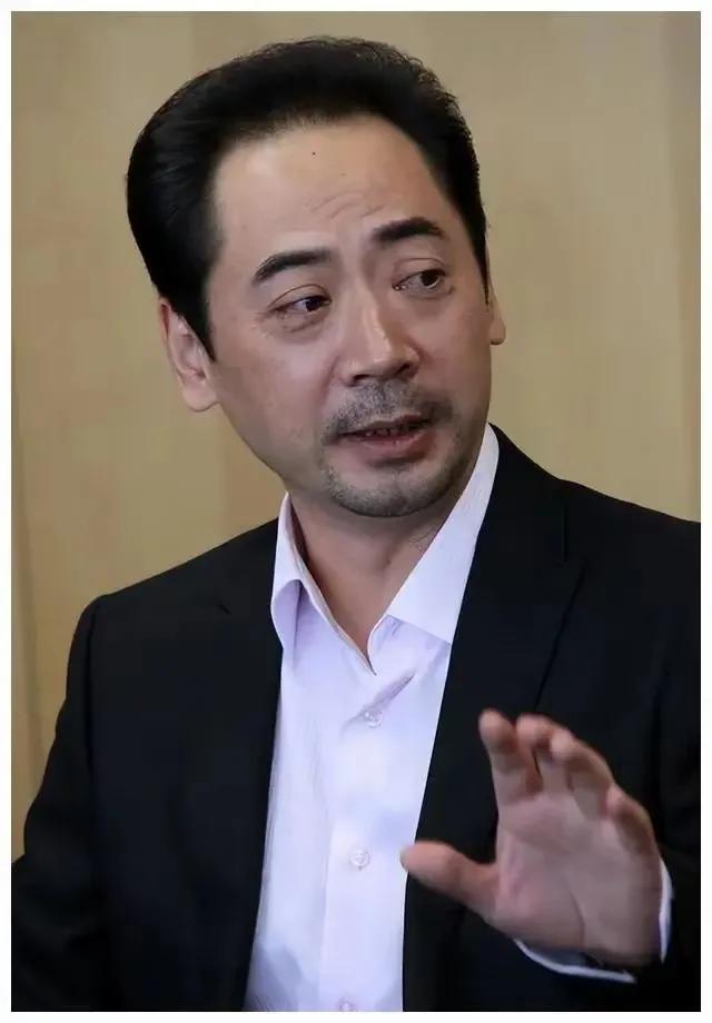 拍电影如果没有票房，那纯粹就是浪费资源和金钱。特型演员刘劲，最近自导自演了一部