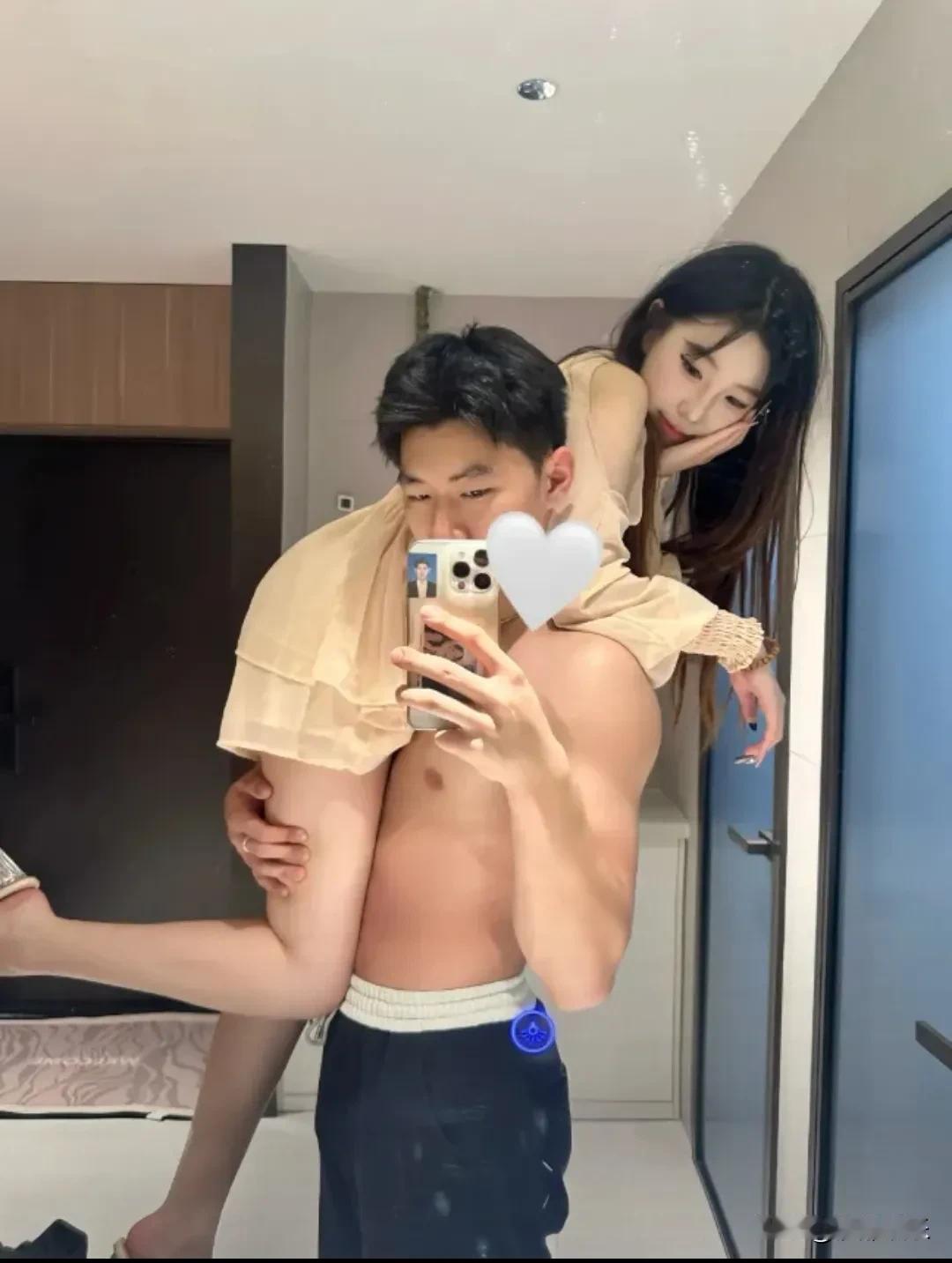 22岁短跑健将猝然离世，最后一句“我很想你”看哭全网！9月14日，一位黑