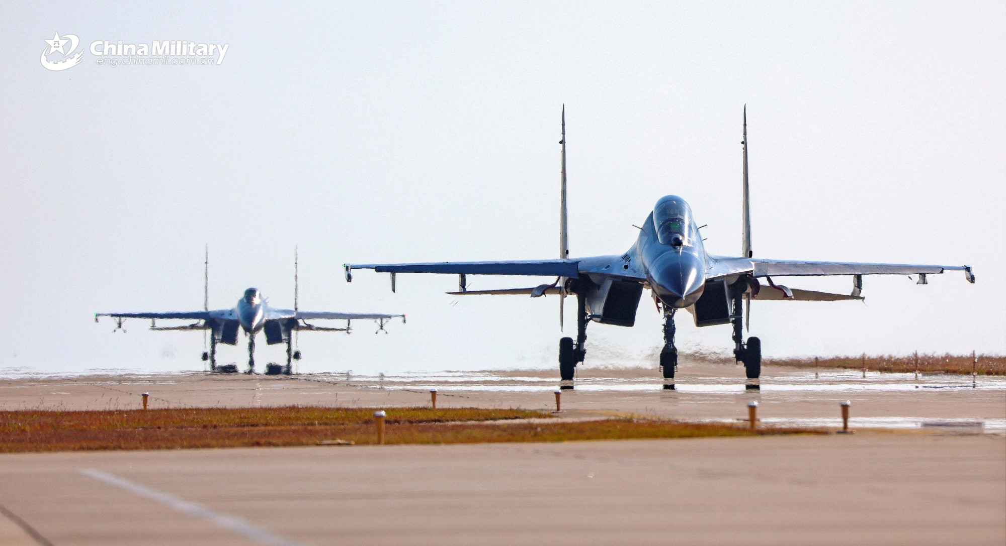 驻训的东部歼-11B/BS烽火问鼎计划制胜空天