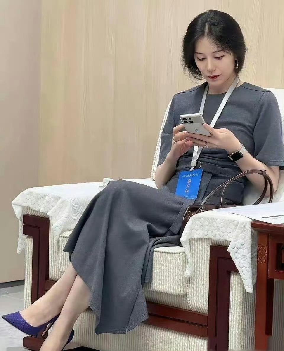 据说她是蔚来的老板娘