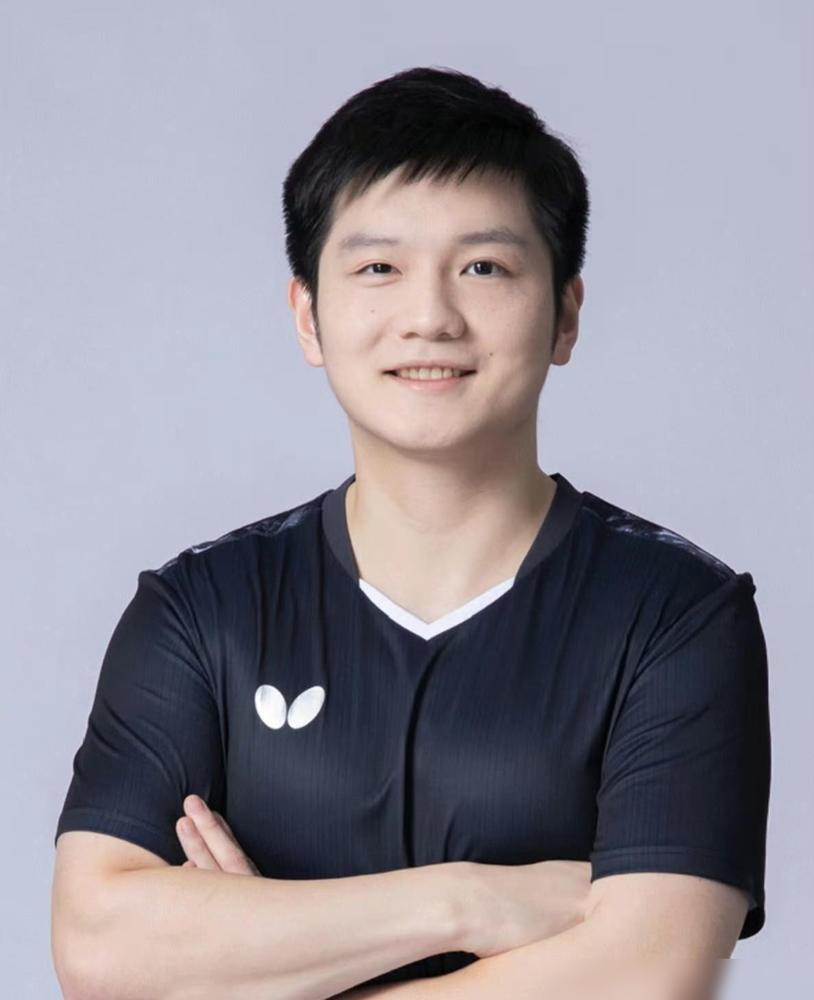 全网疯传的“银牌算了”，原来是假的。樊振东巴黎拿的是双金，杨扬也从没说过那句话。