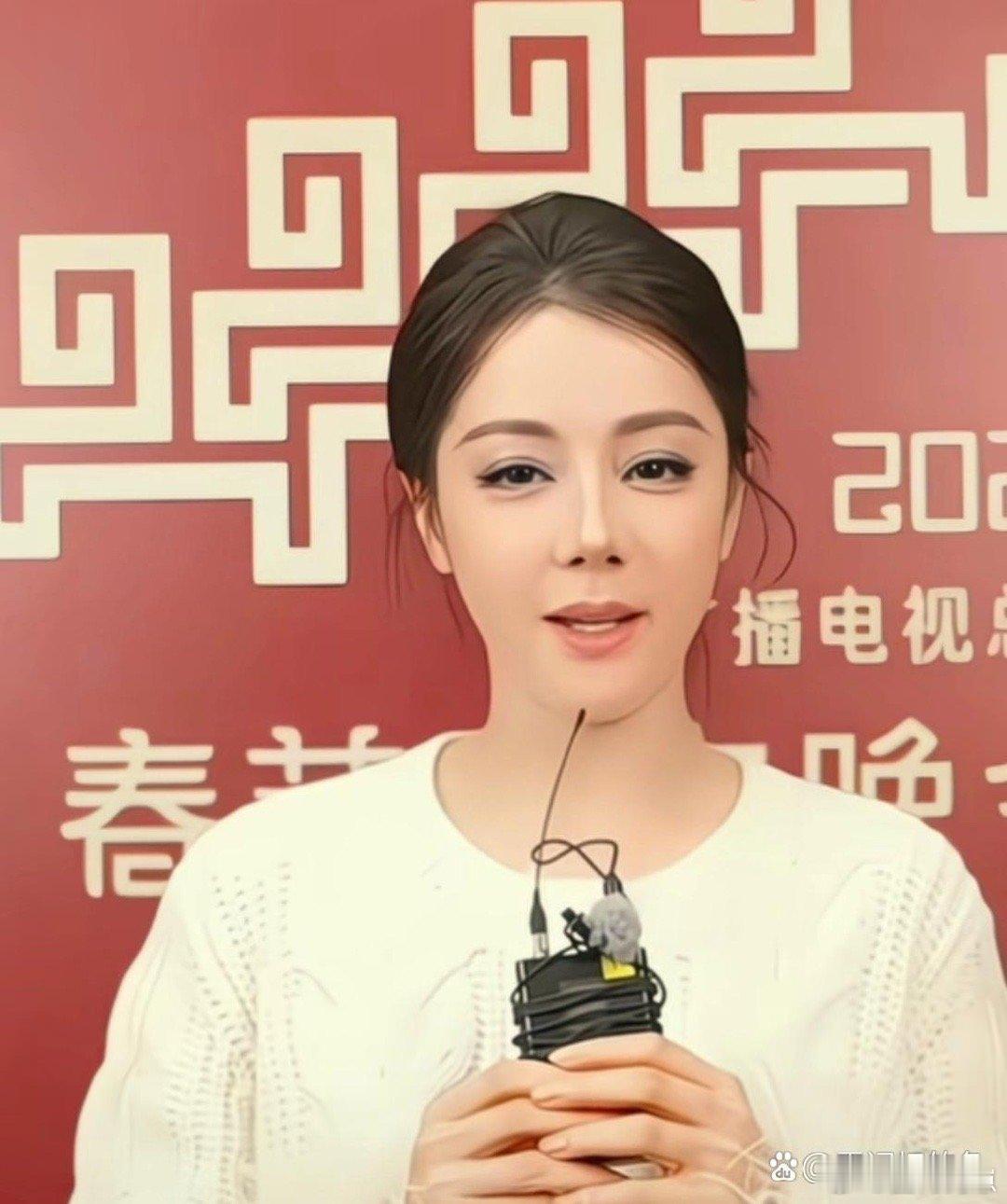 迪丽热巴近期状态变化真的好大，气质和风格都焕然一新，不仔细看差点都认不出来了，每