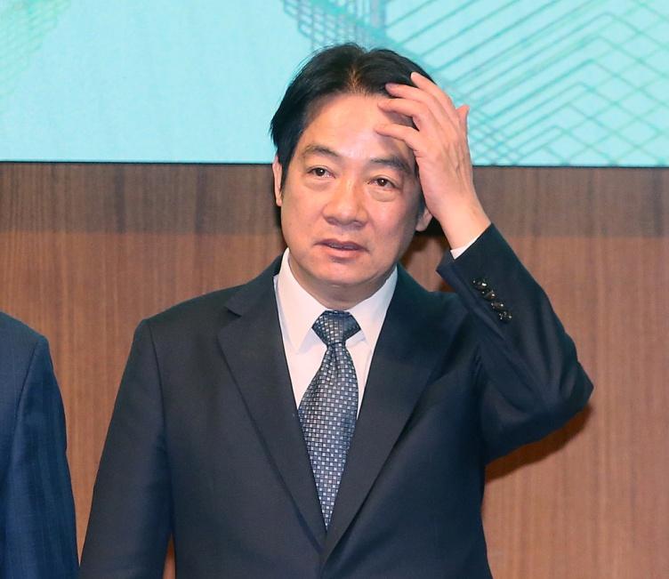 台湾“美丽岛电子报”28日公布4月最新政务民调，民进党好感度44%，较上月增0.