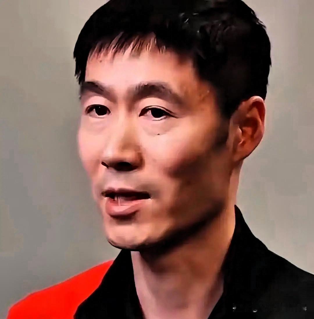 林诗栋败张本：王励勤冒出一个“强烈念头”！目前的困难局面，樊振东必须回归，我