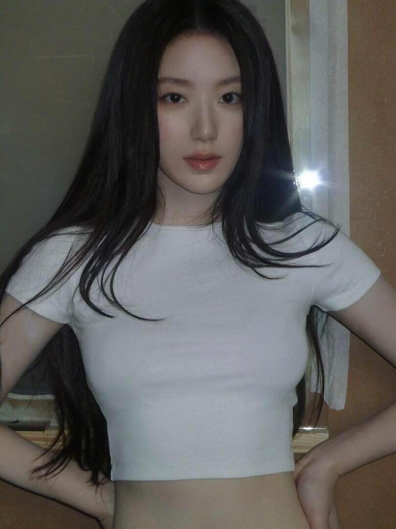 叶舒华真正白开水颜….​​​