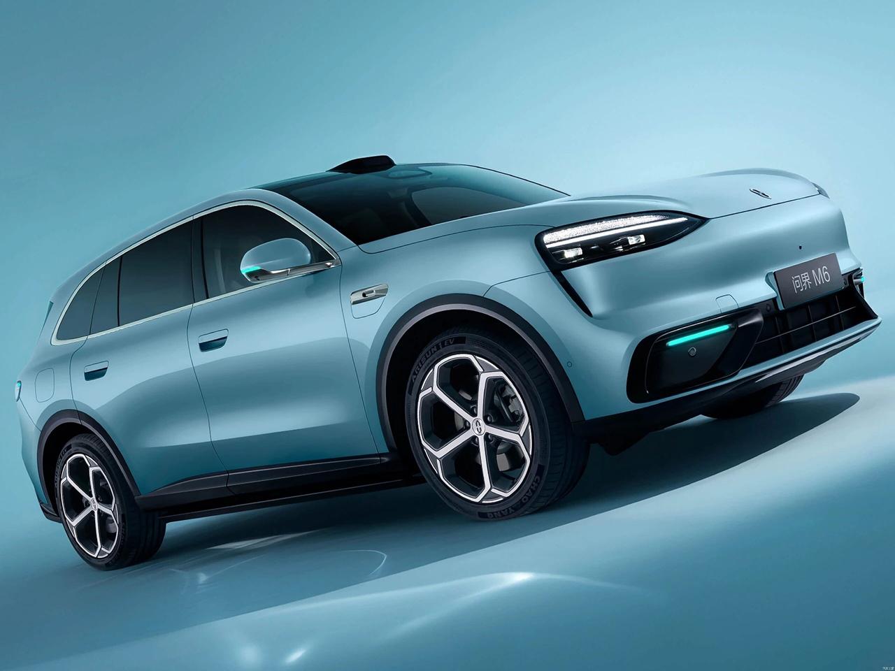 1400KMM625万级智驾SUV，标配激光雷达定位中大型智慧SUV的问界