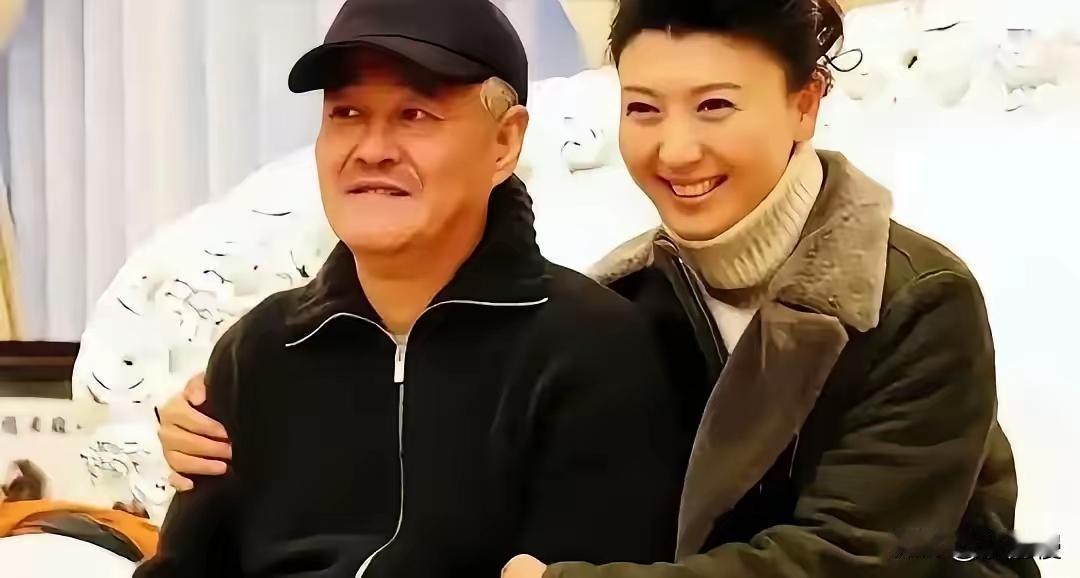 闫学晶此事一出，​她的昔日好友赵本山，潘长江，冯巩都集体选择了沉默，这说明什么