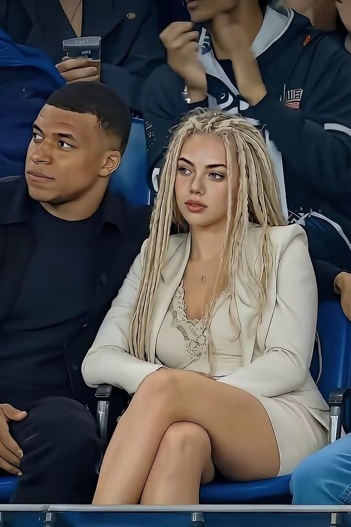 姆巴佩的女朋友是金发碧眼啊
