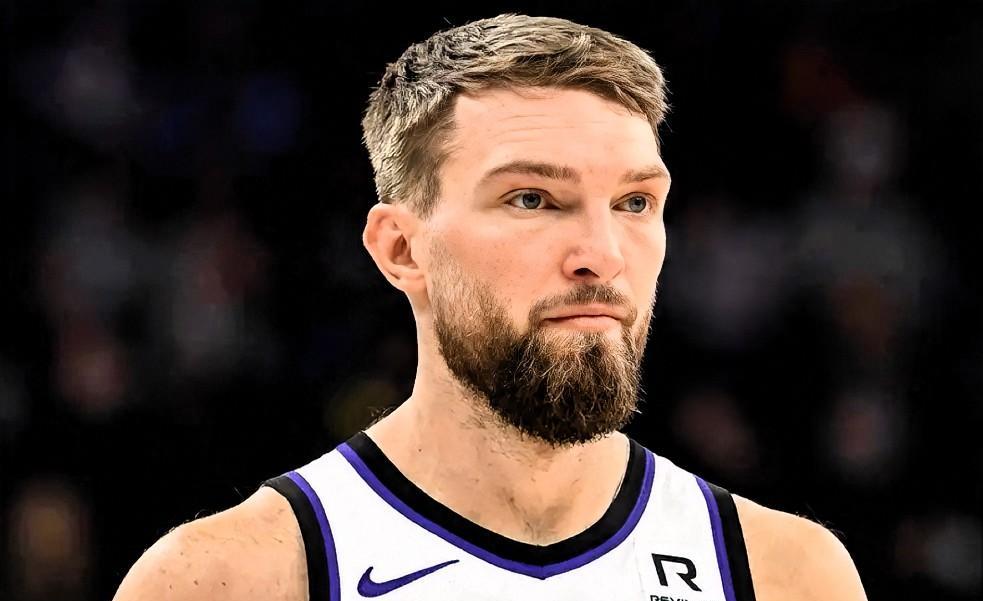 勇士不要再犹豫了，小萨完美适合！萨克拉门托国王本赛季开局表现未达预期，有NBA