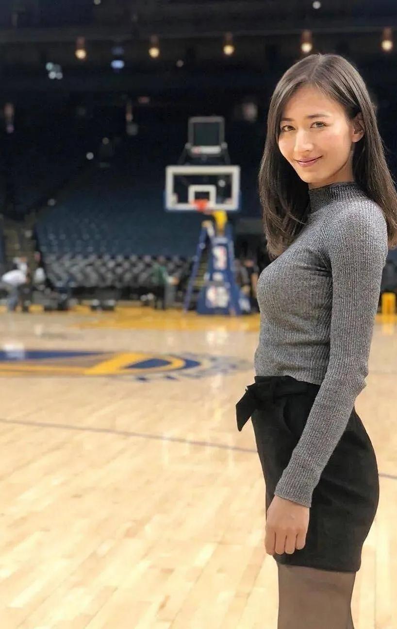 从“日本第一美臀”到勇士随队记者，宫河麻耶用实力撕掉了所有标签当“日本第一美臀