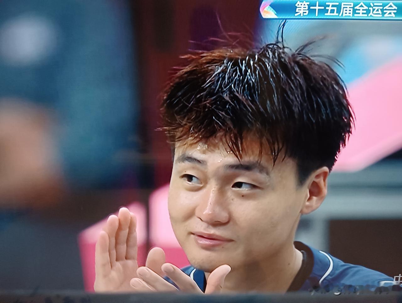 球迷们听我说:这个豪华版的广东拼夕夕全运会联合男篮队，如果不要主教练，小编认为