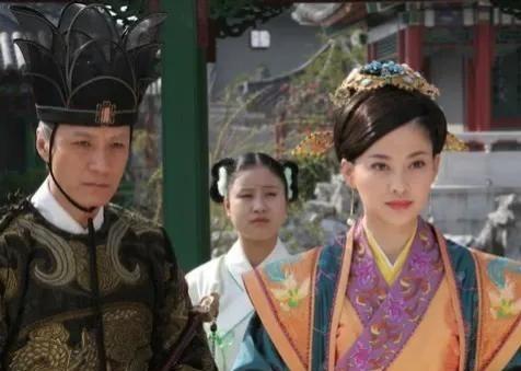 公元1572年，隆庆帝驾崩，首辅高拱伤心之余，忍不住感慨：10岁孩子，如何治天下