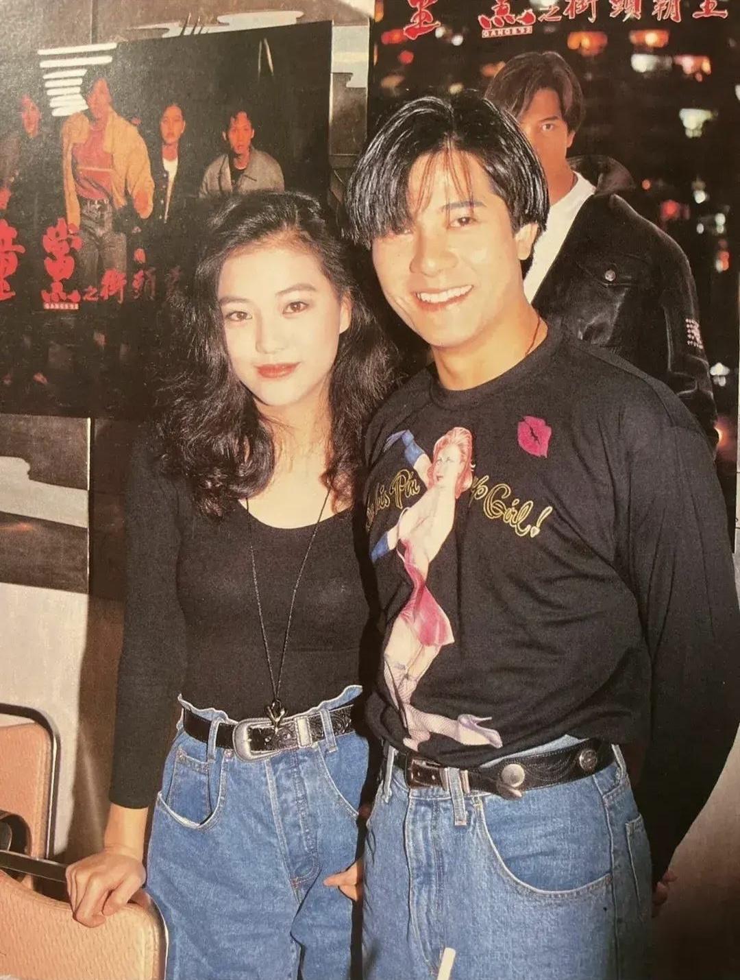 1992年，郭富城和刘小慧为电影《童党之街头霸王》路演时的一张合影。当时，郭