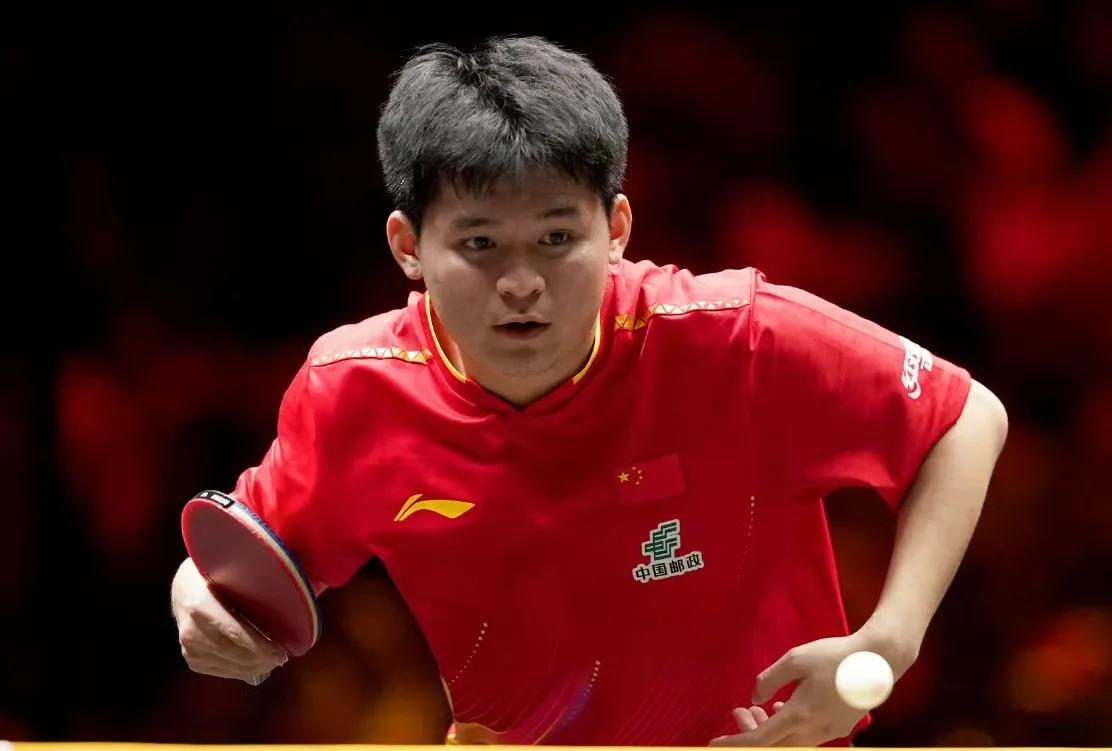林诗栋2比4不敌费利克斯·勒布伦，无缘2025WTT中国男单大满贯男单决赛，本场