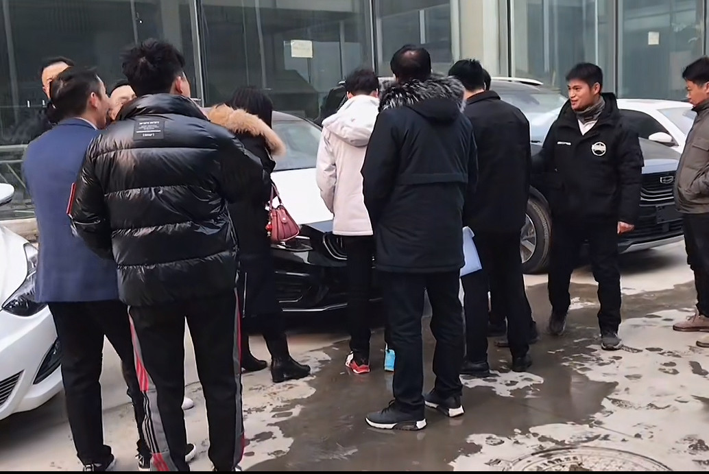 二手车突然不值钱了，最难受的可能不是车商