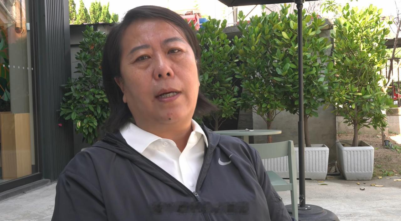 陆配史雪燕哽咽：民进党修理我们给大陆看台湾民众党立委李贞秀深陷“国籍”争议，而