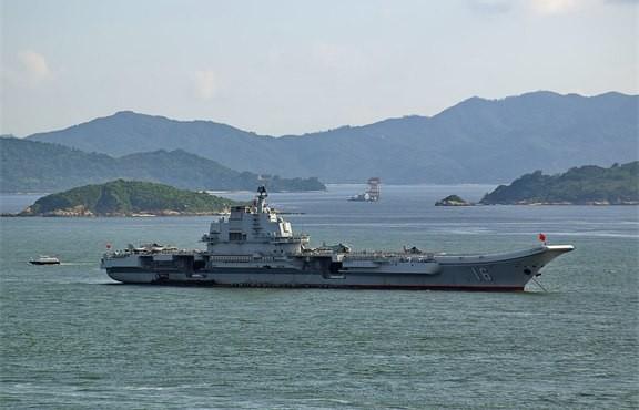 谢谢你张召忠！你真是伟大的预言家！2015年你就说过：“美国啥也不干，让东方大国