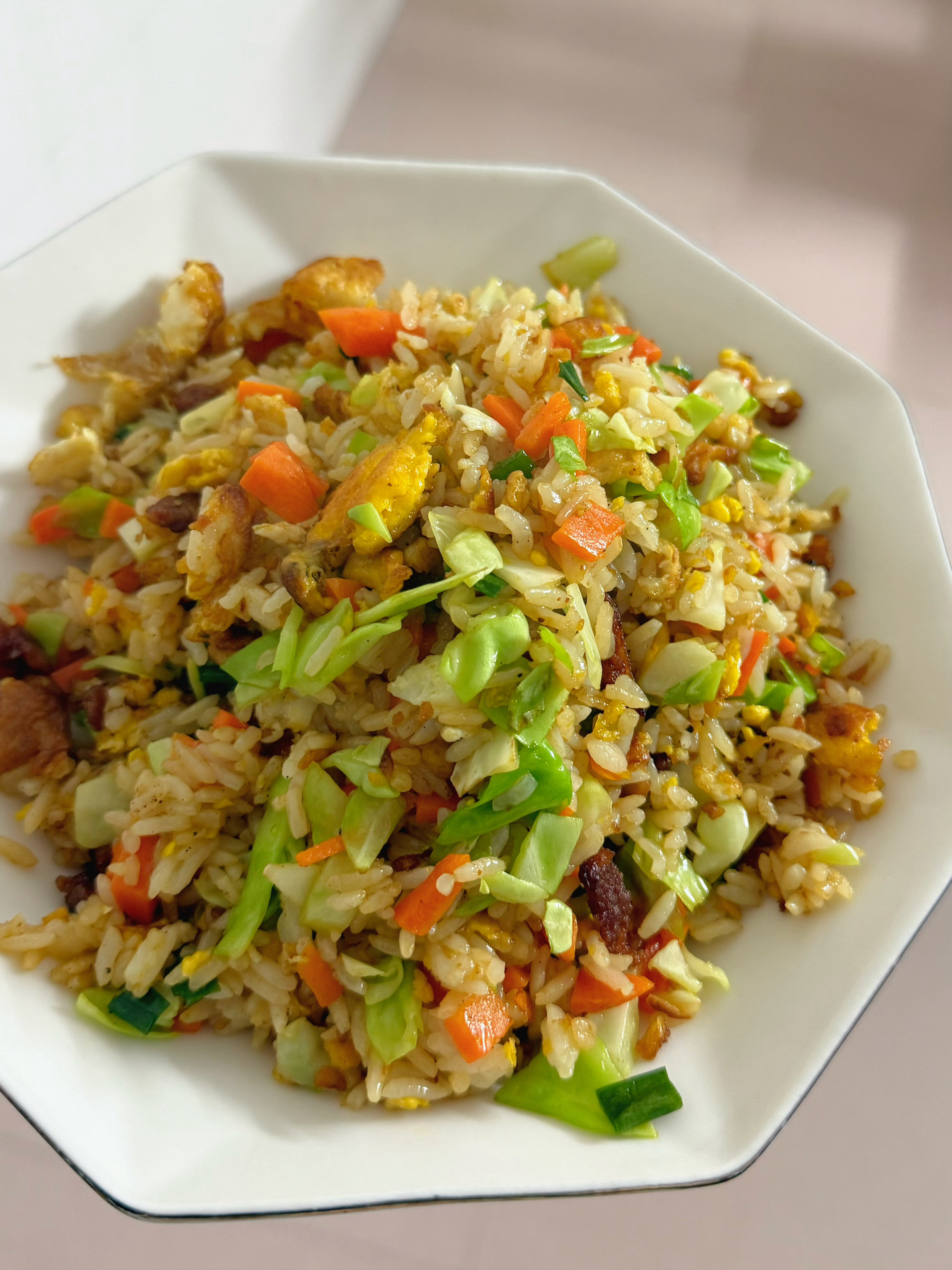 饭炒蛋今天吃什么在家开启了一场蛋炒饭的较量….