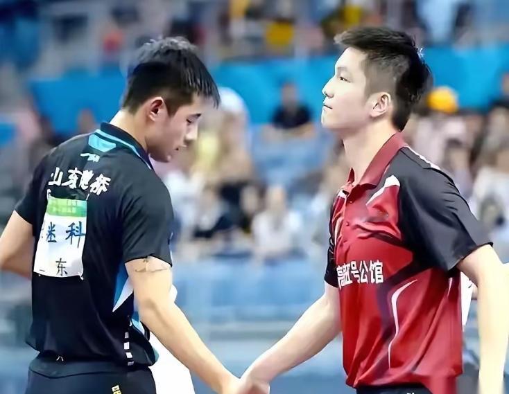 张继科曾毫不避讳地揭开,几乎是国乒内部不成文的铁律，“队友之间，都有秘密，都有吃