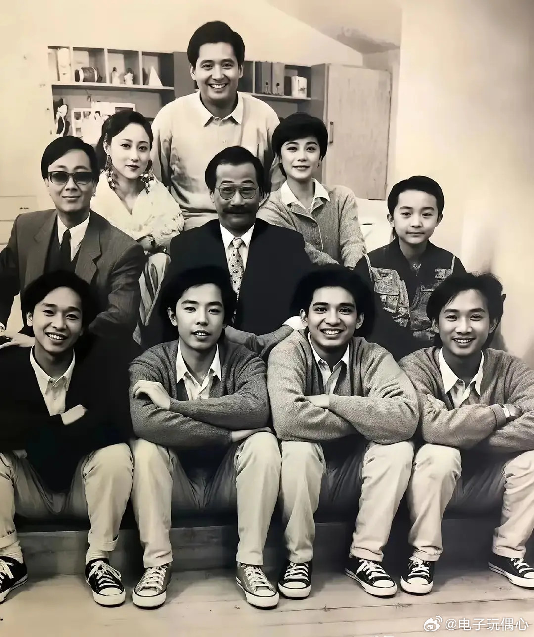 港星年轻时的样貌我只认出了发哥，能认出来的都是大神级的影迷了