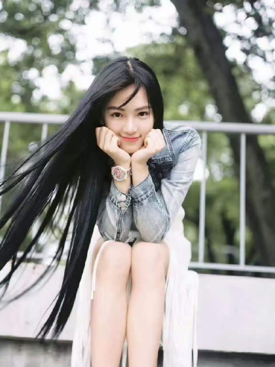 黄灿灿乘风时光机造型是武大校花时期黄灿灿重回武大校花时期啊啊啊啊当年惊艳我的武