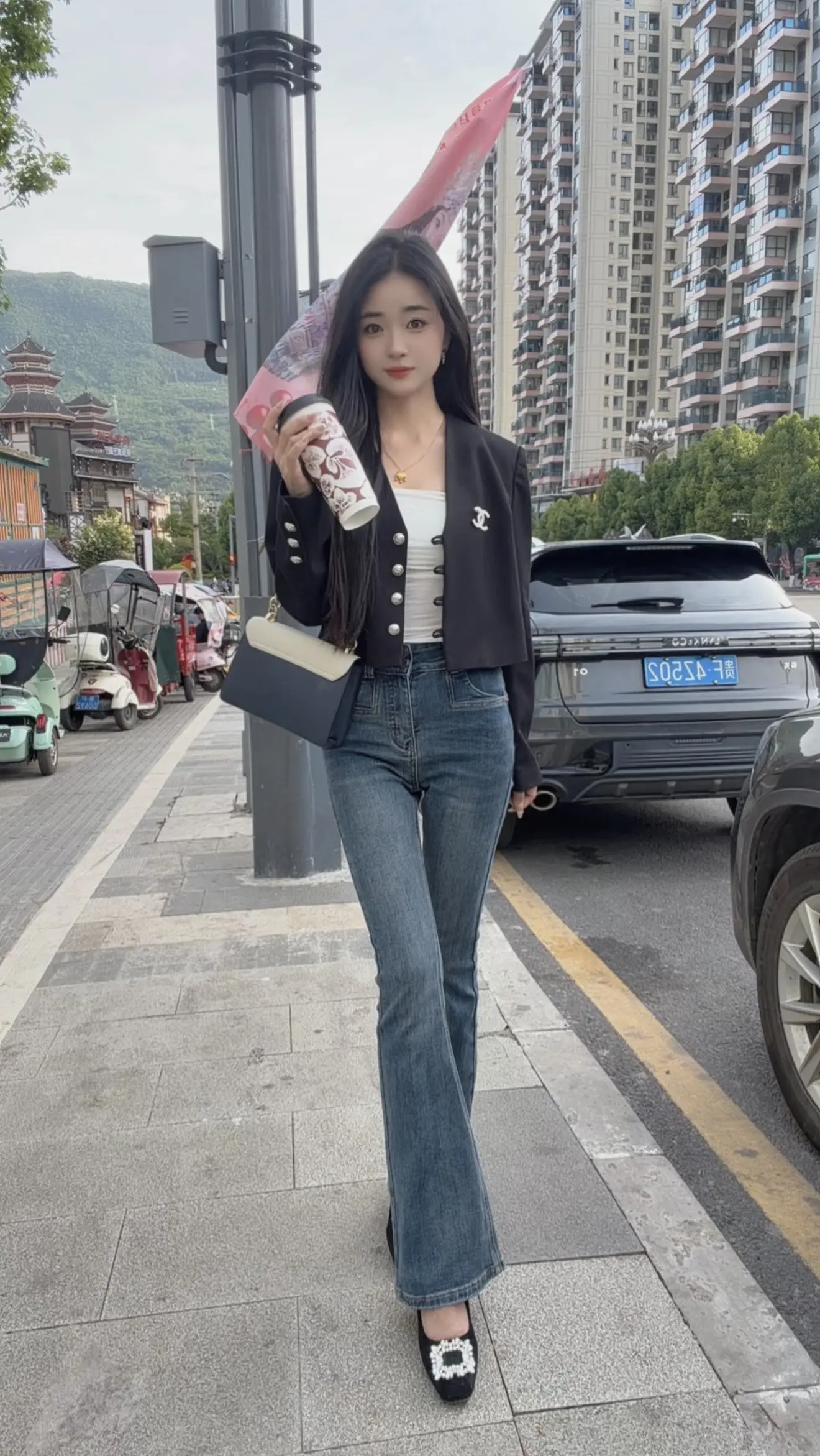 奶茶一杯快乐加倍