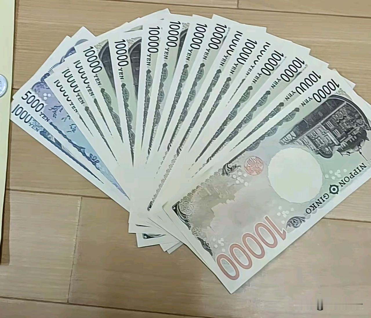 日元跌破163兑换比，在日本打工一年，少赚25000人民币！现在，日元汇率跌