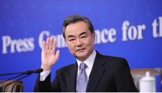 中国和日本同时宣布了 2月10日，中日双方都将派遣重要人物出席慕尼黑安全会议