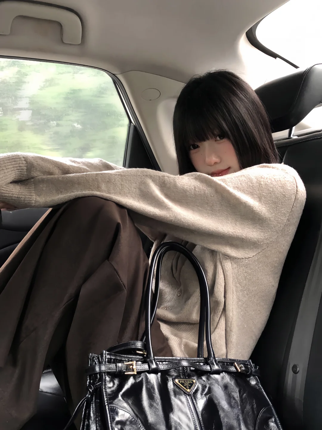 小姐你看着拽拽的