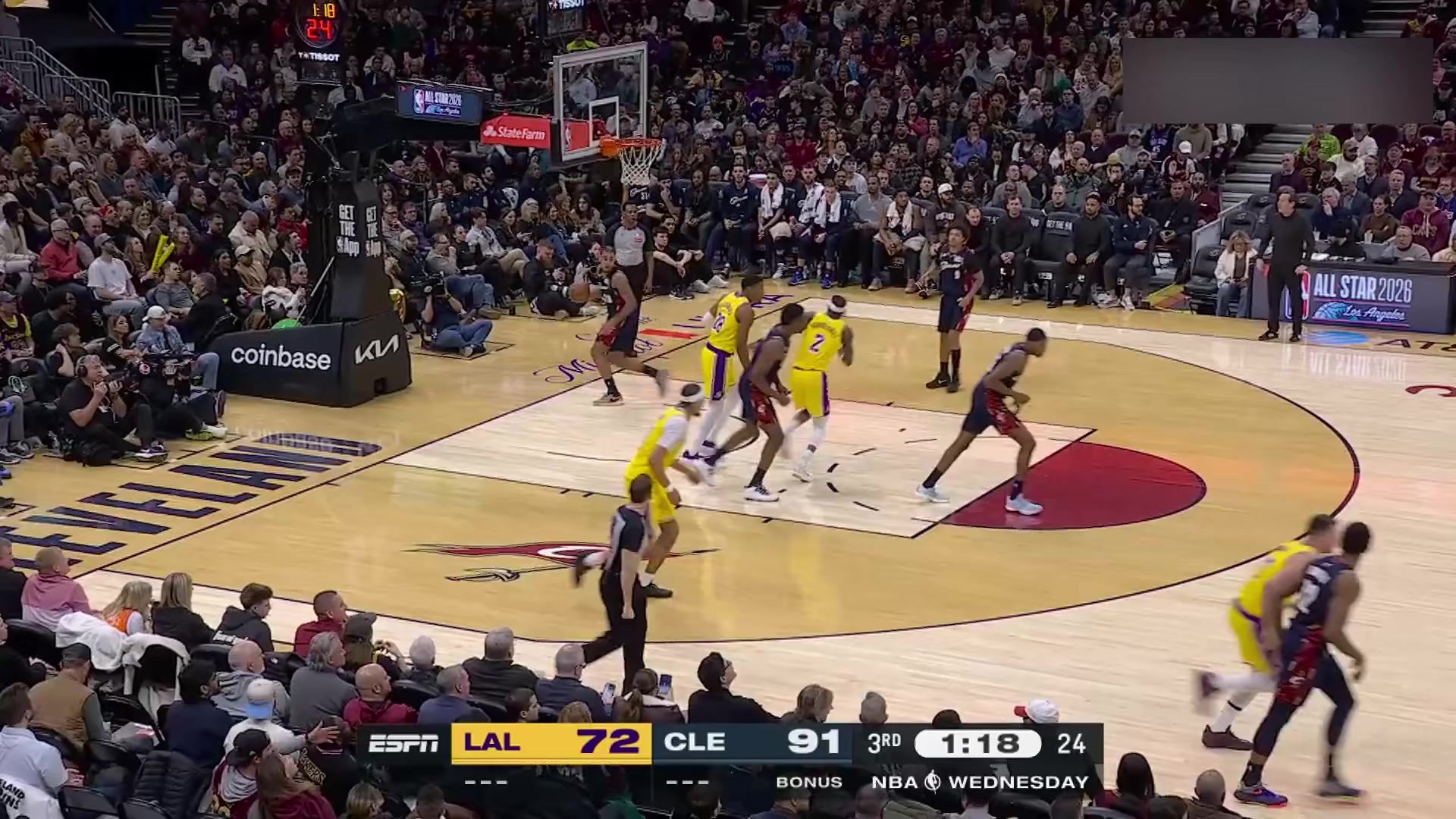 “湖三崩”再现，东契奇苦苦支撑