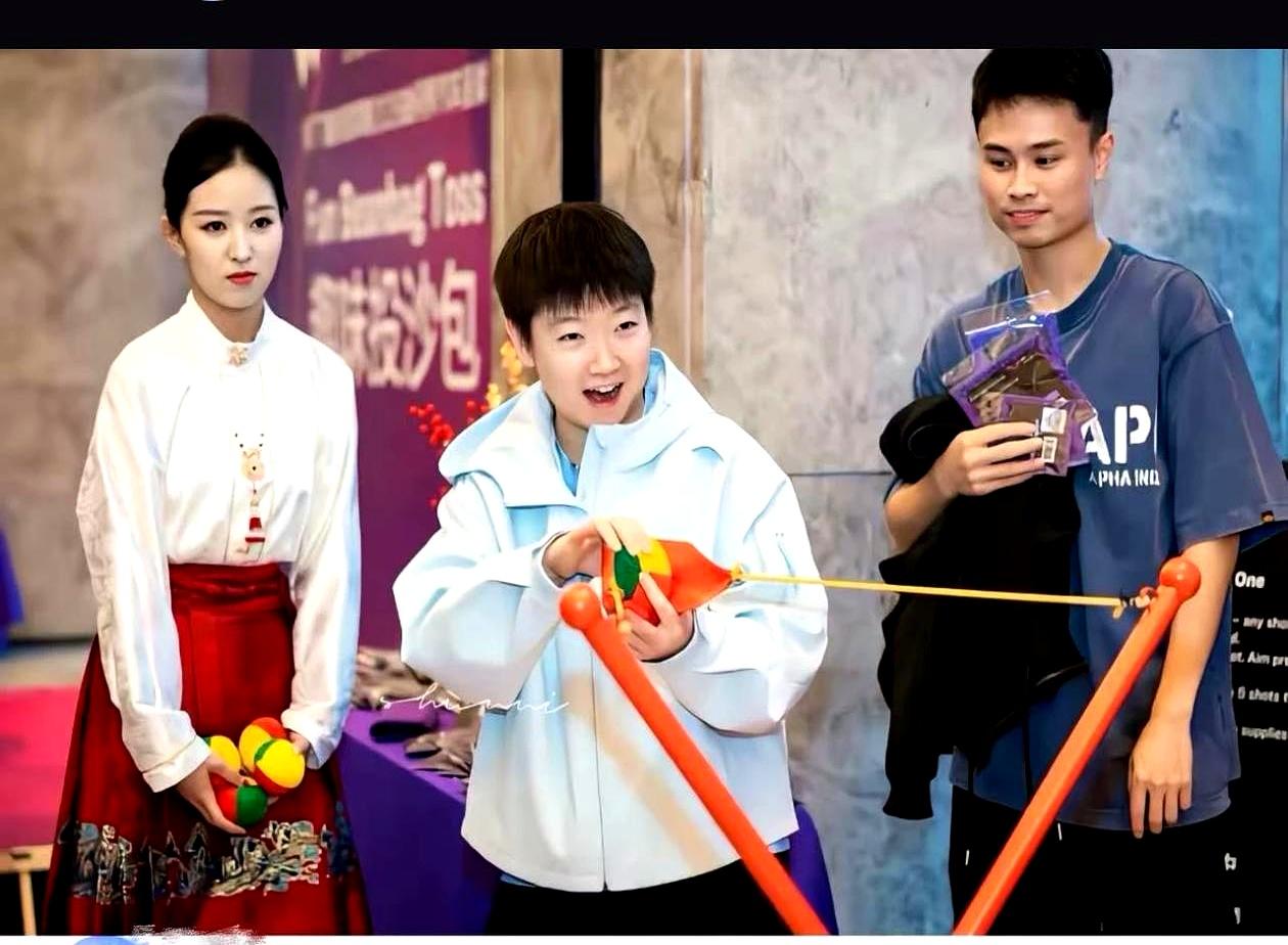 林诗栋的双重人生：热搜与心态磨砺