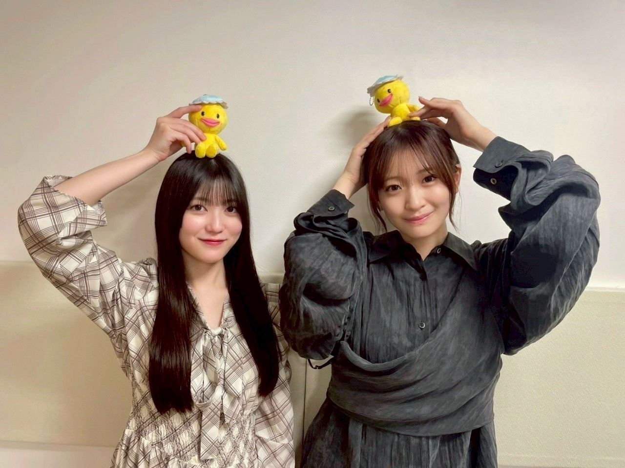 メニコンミュージックコンタクト　幸阪茉里乃小島凪紗​​​
