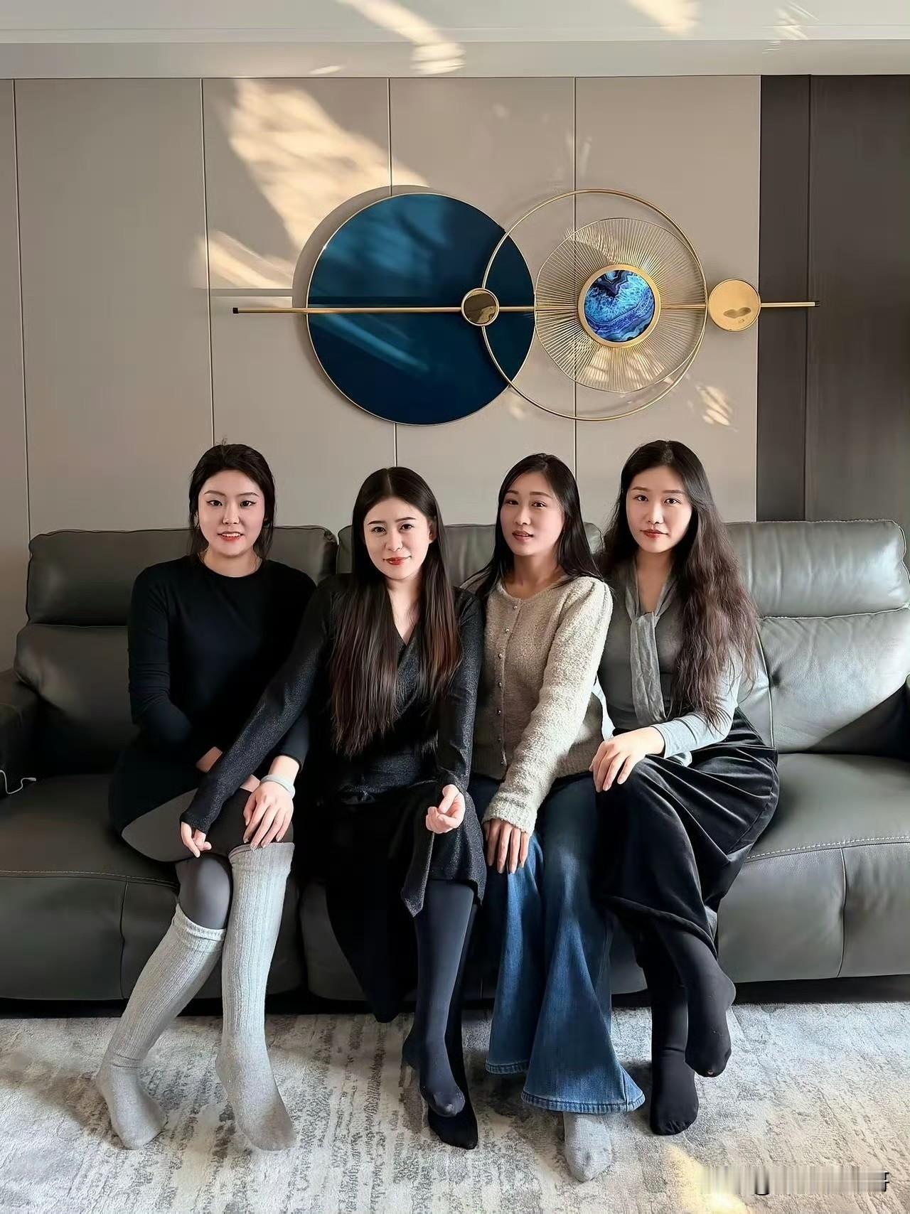 四个美女，哪一个更适合做你的老婆？