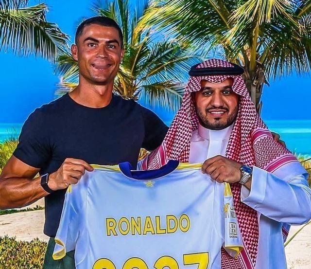 C罗为什么愿意长留沙特联赛？四十岁的C罗，本该在欧洲豪门谢幕，却选择深耕沙特沙