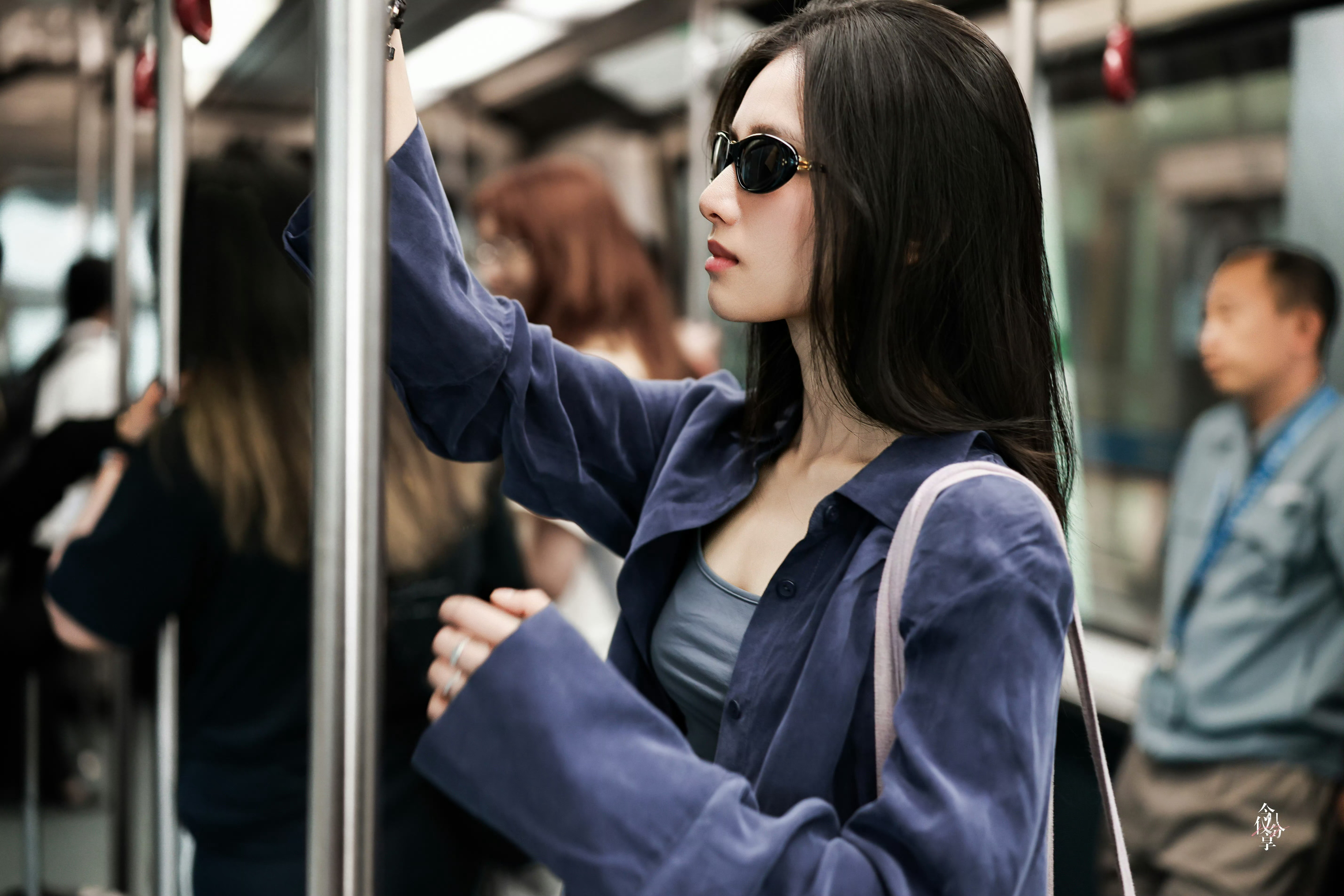婧仪把机场路透拍成大片了张婧仪站姐拍的张婧仪张婧仪北京出发