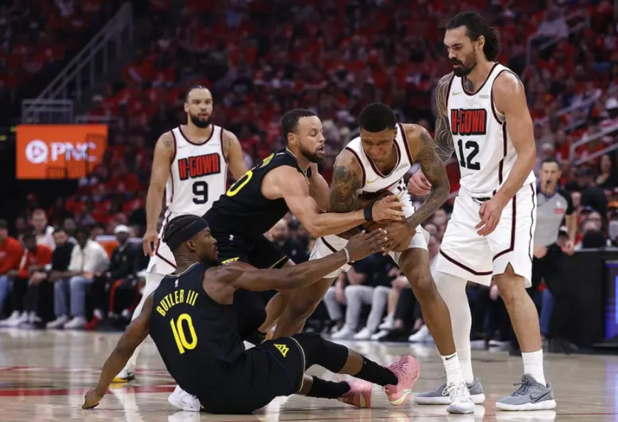 帕金斯：当库里专注起来，他确实能有高水平的防守表现05月05日讯今日NBA