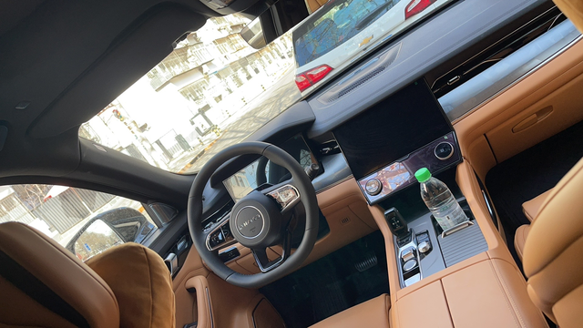 09提车1个月的用车感受我的是0924款全球版。从买车到现在已经有1个多月了