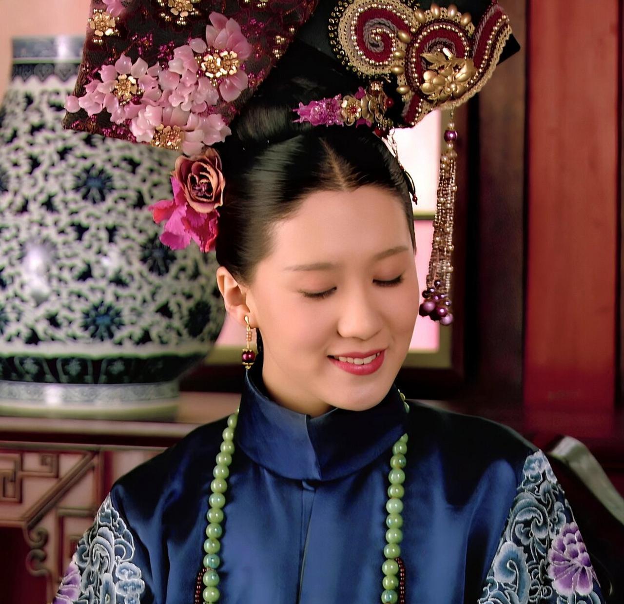 甄嬛传：她明明最不配，却喊着“我配”；她看似高贵，却自认“不配”。浣碧，一个奴