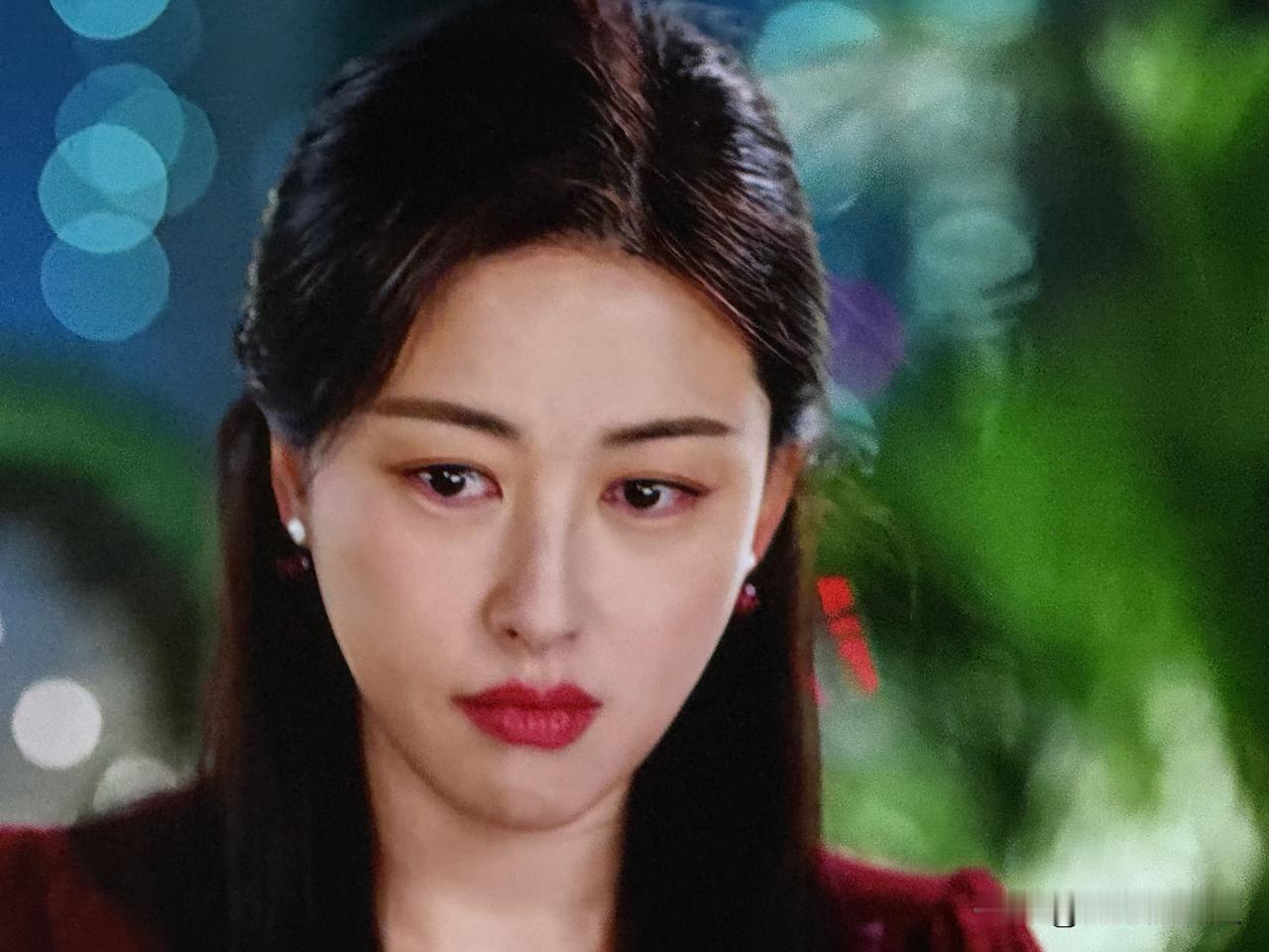 现在热播的电视连续剧蜜语记，太好看了。《蜜语纪》接下来的几集：女主职场站稳、