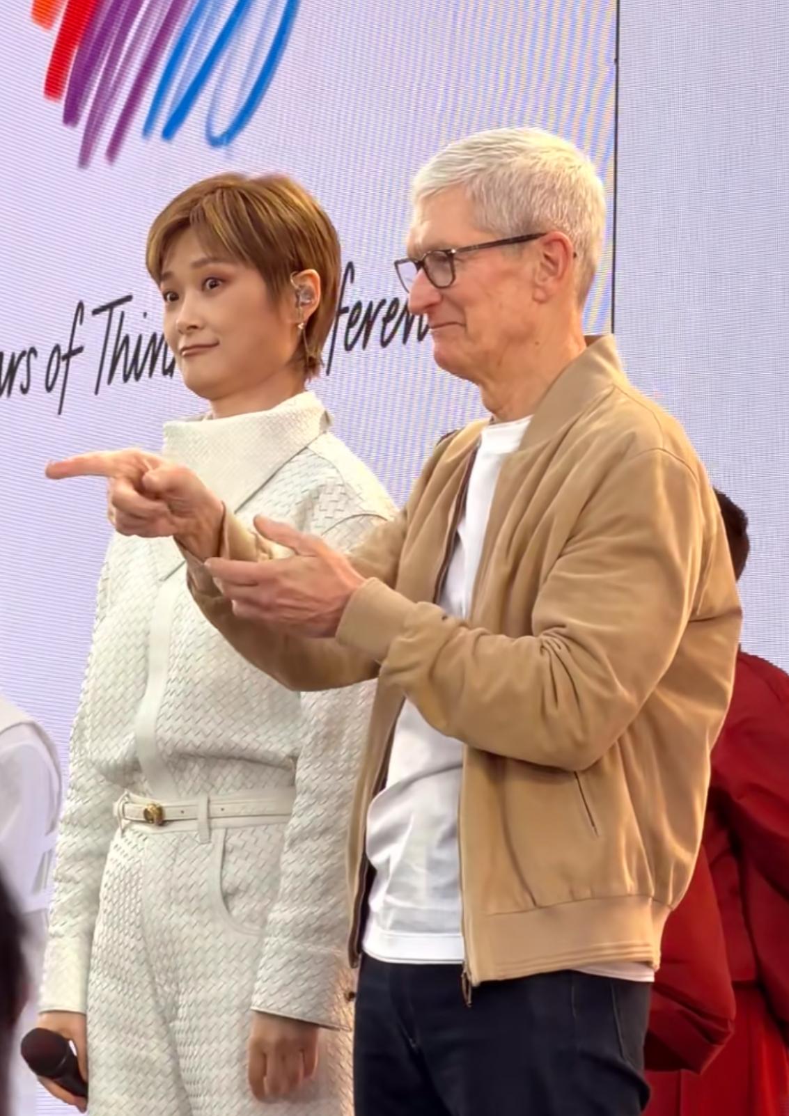 我问闺蜜，为什么资本这么喜欢李宇春？苹果50周年，唯独请了个李宇春，她背景也