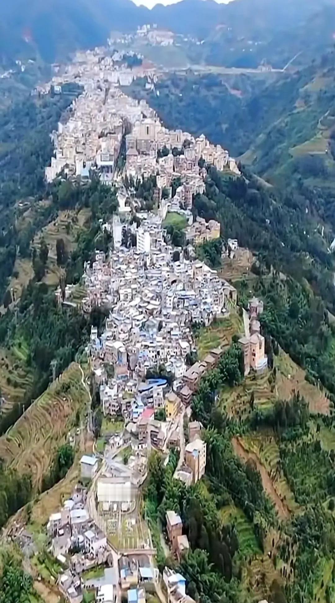 建在山顶的城市，这才是真正的山城