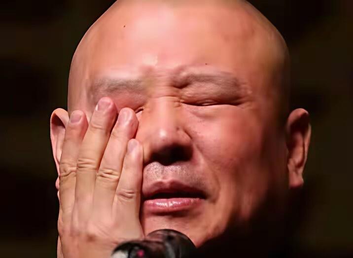 有件事儿！我一直压着没说！昨天刷到条消息，说相声圈那位天津名人，也就是人称海河战神的杨老五，在老郭出