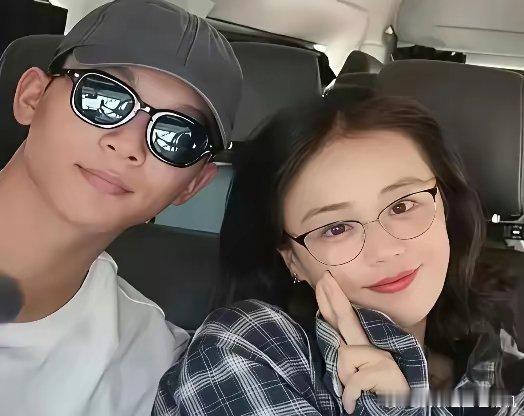 《花少7》中最甜的一对儿CP，一定是马思纯和张晚意了，俗称“不可思意”！但现实中