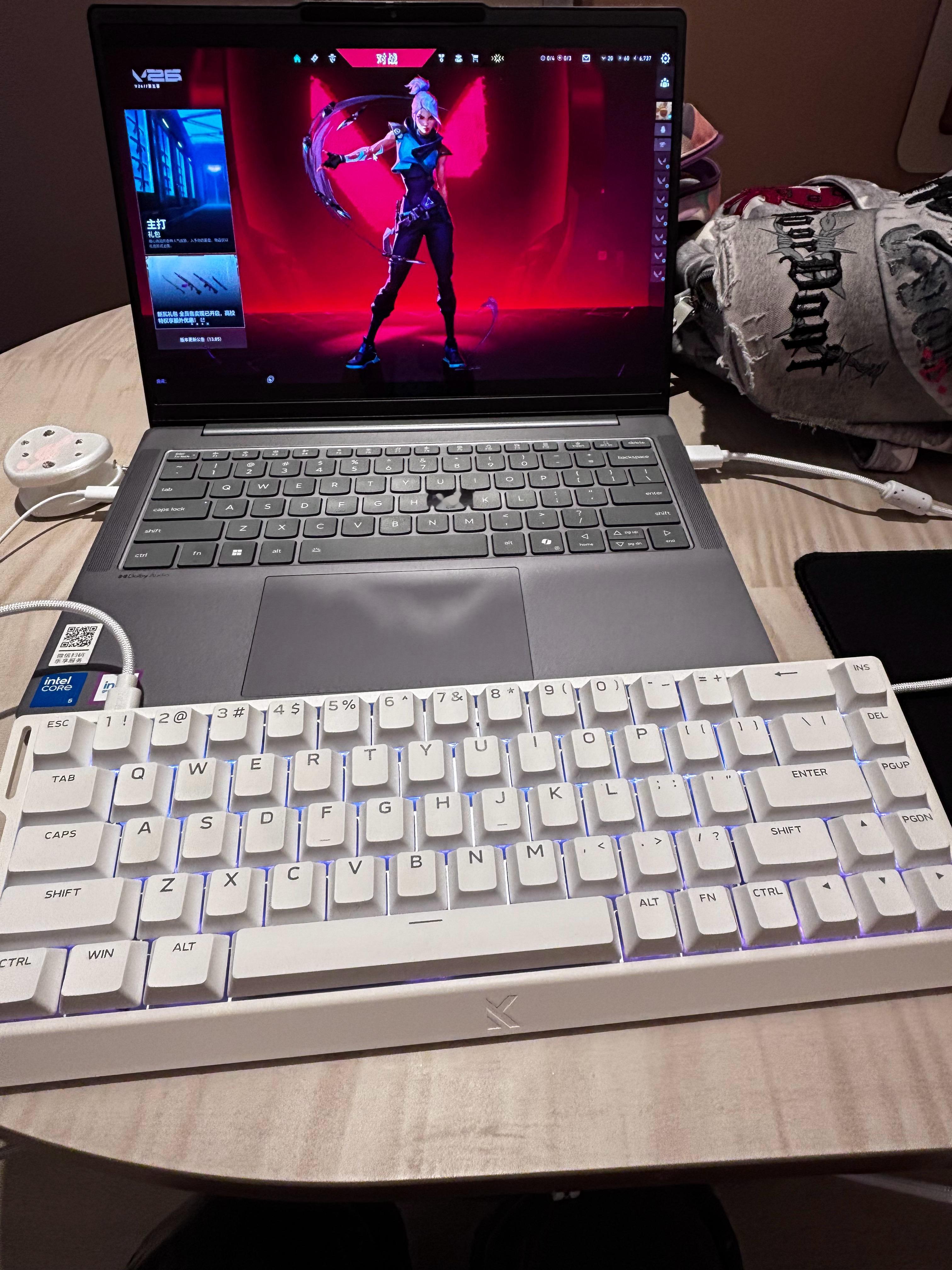 出来还打😤[滑稽笑]​​​