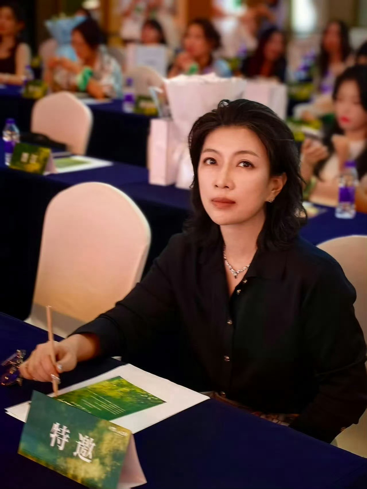 巫哲这波跳预言家妈妈真是霸道总裁来的…