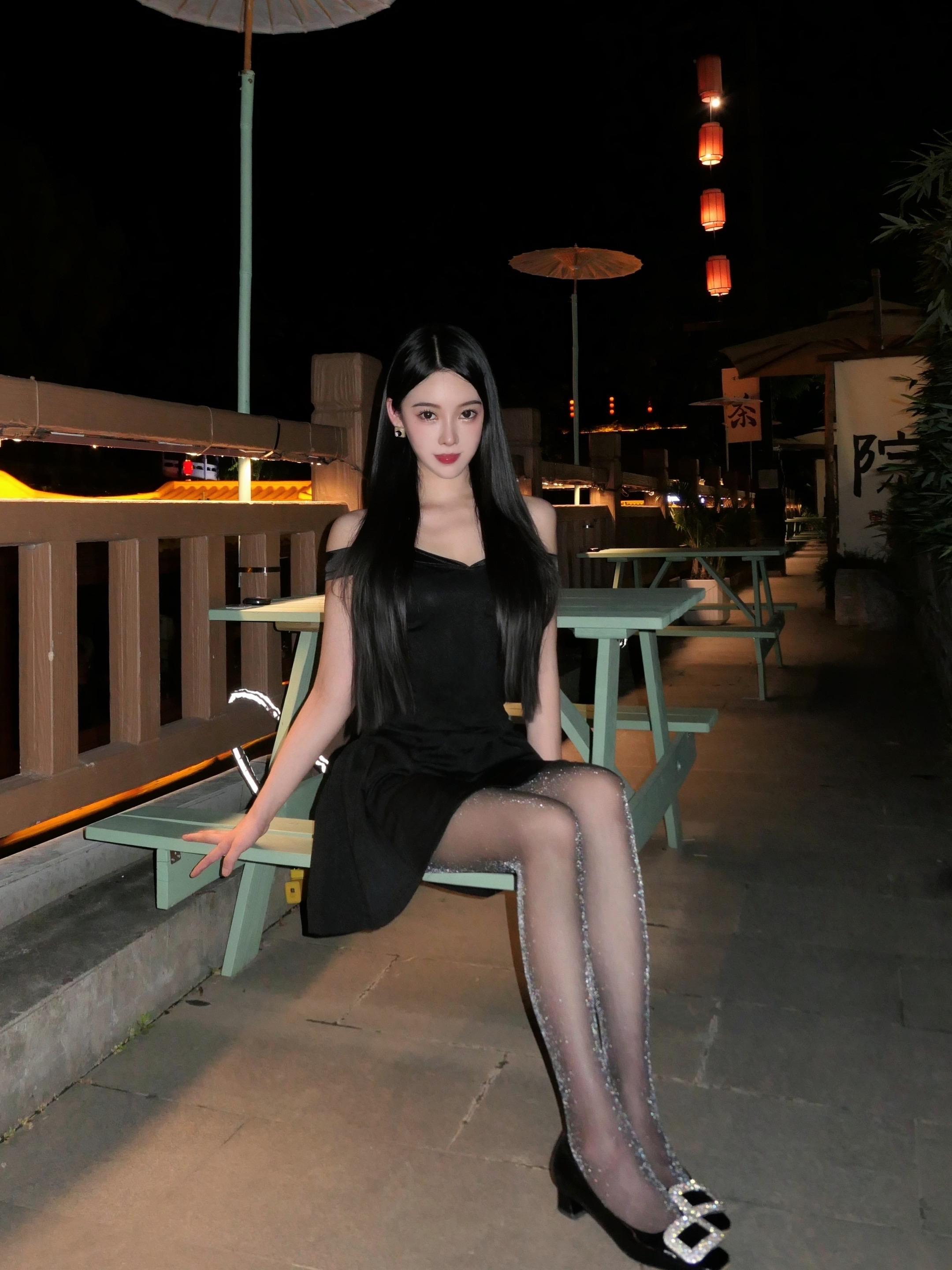 夜会黑 人会醉 你会不会 忘了我是谁